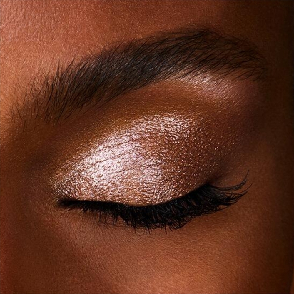 Hourglass SCATTERED LIGHT™ GLITTER EYESHADOW-Burnish (Deep Bronze) - Picture 3 of 4